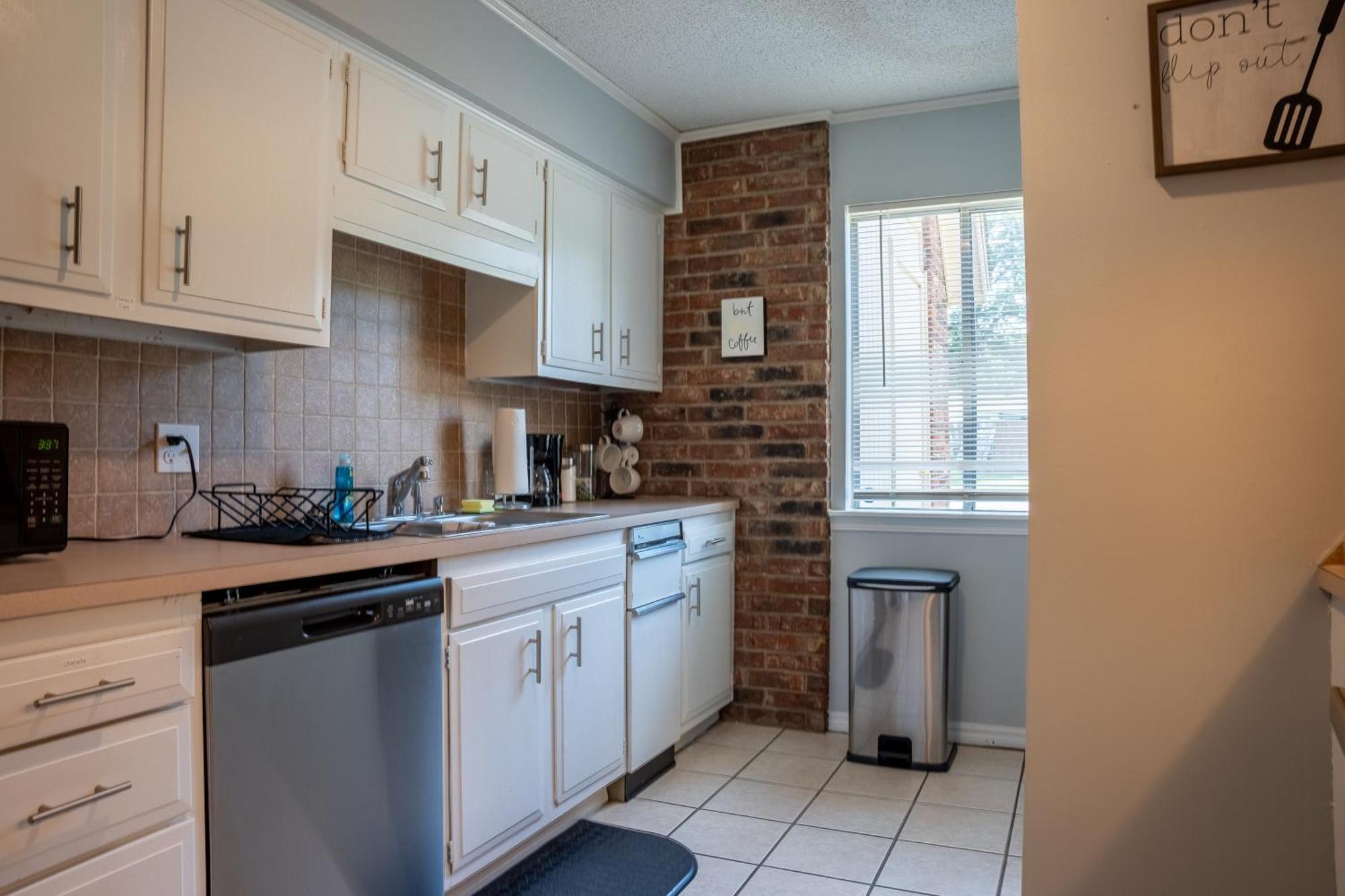 Willow Way: Cozy Retreat Fort Smith Buitenkant foto